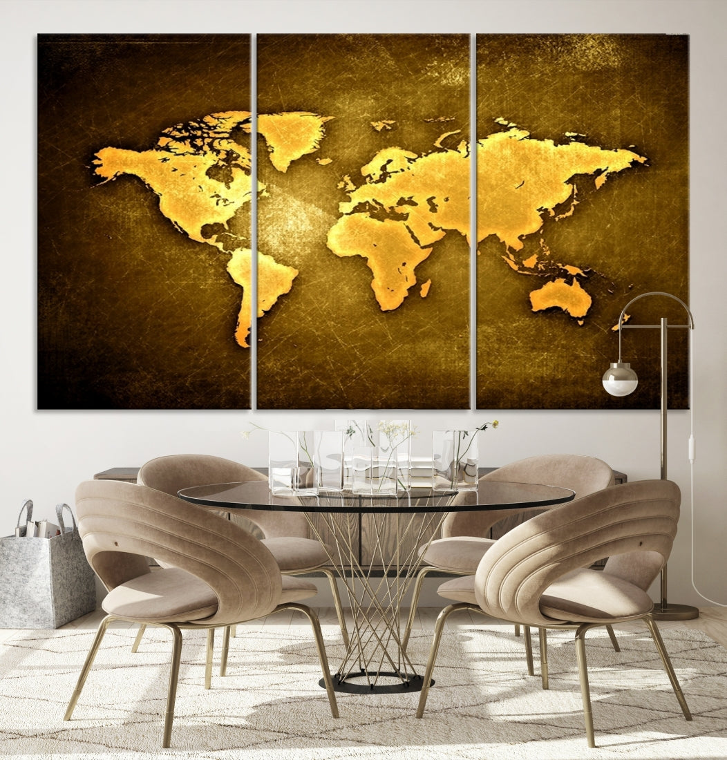 Carte du monde jaune sur fond jaune métallique