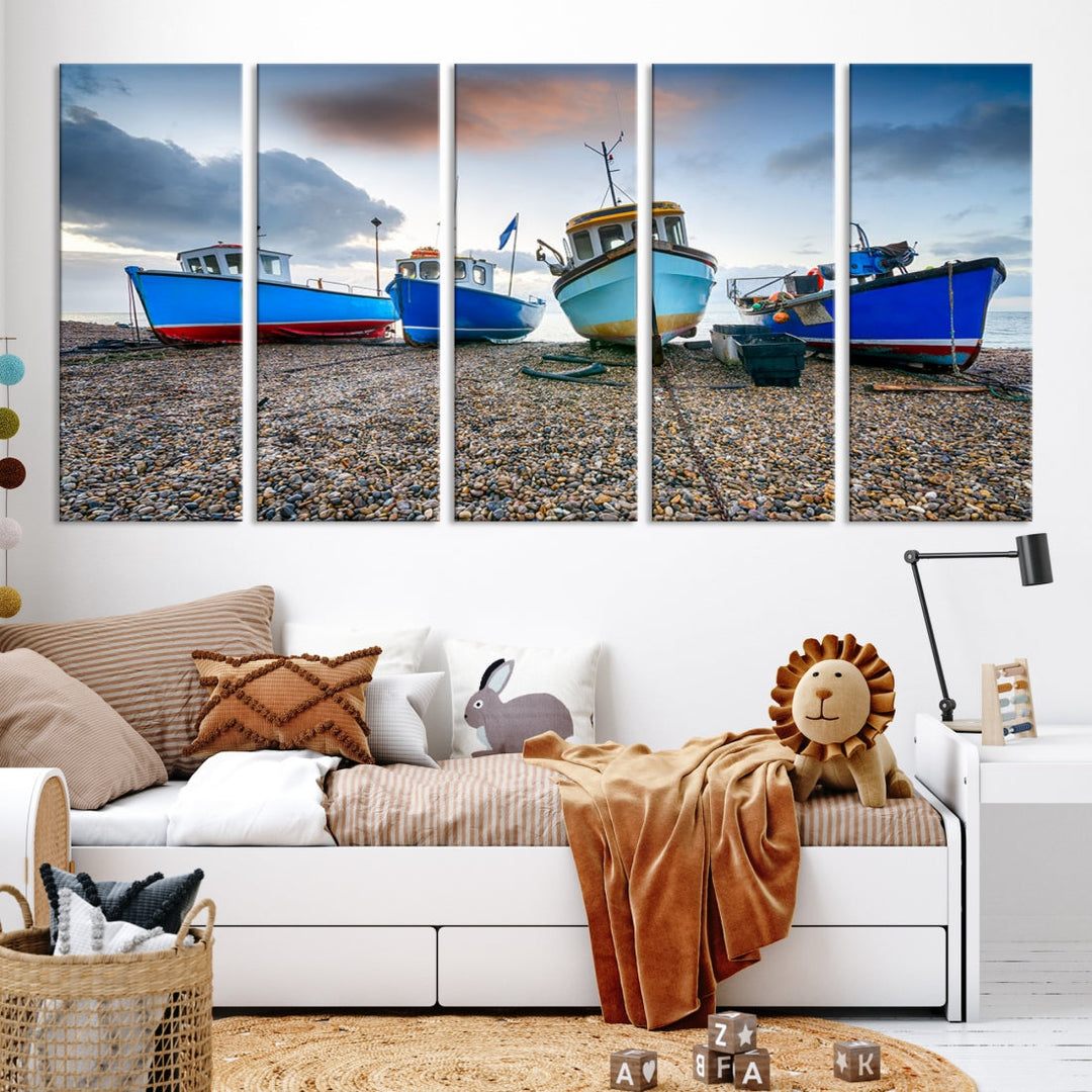 Lienzo decorativo para pared con barcos grandes en la playa