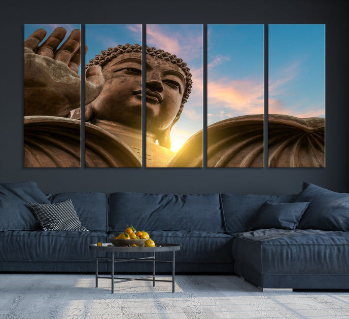 Estatua de Buda y arte de pared a la luz del día Lienzo