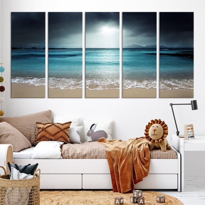 Impression sur toile murale avec plage sombre et océan clair