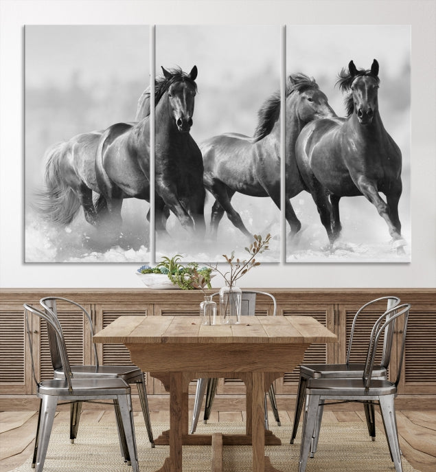 Lienzo decorativo para pared con caballos salvajes